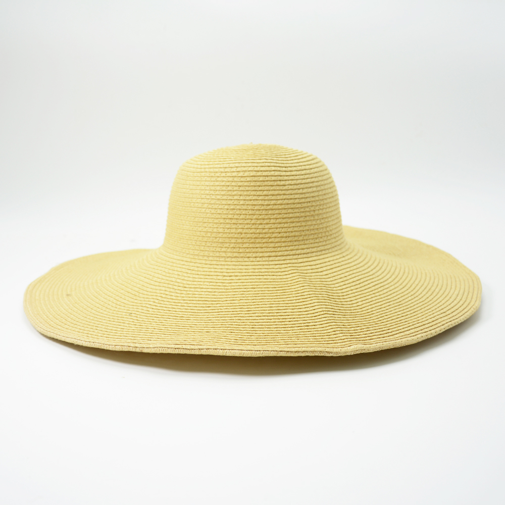 Women's floppy straw hat